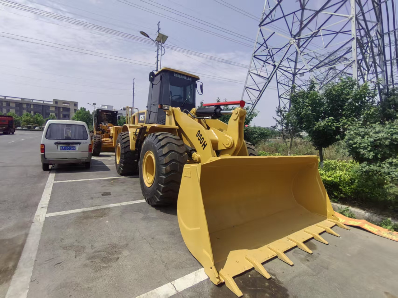Chargeuse sur pneus CATERPILLAR CAT950G for sale low hours [ Copy ]: photos 10