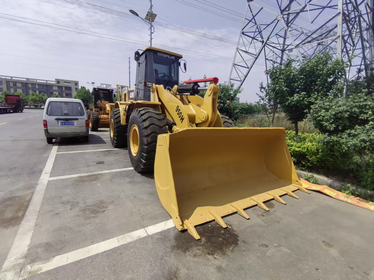 Chargeuse sur pneus CATERPILLAR CAT950G for sale low hours [ Copy ]: photos 6