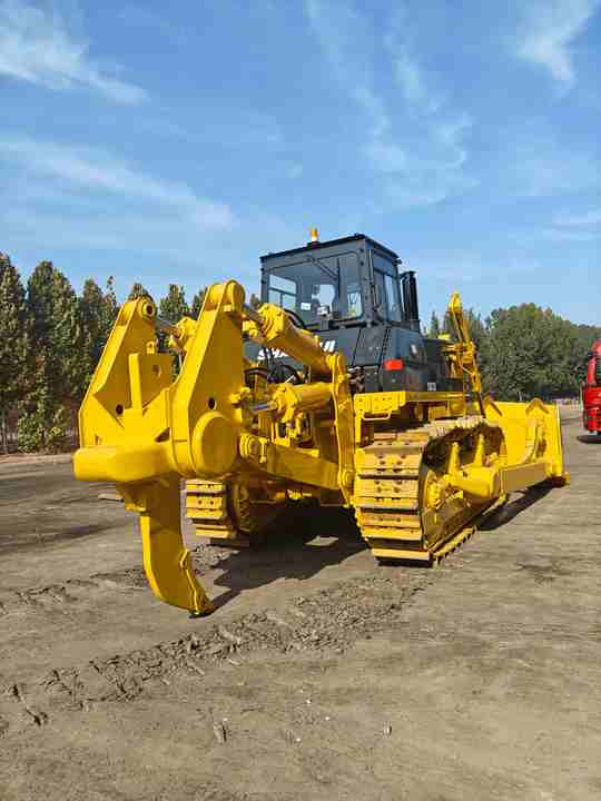 Bulldozer China Famous Brand Shantui Used Sahntui Sd32 Crawler Bulldozer Superior Performance Strong Power Low Price for Sale: photos 6