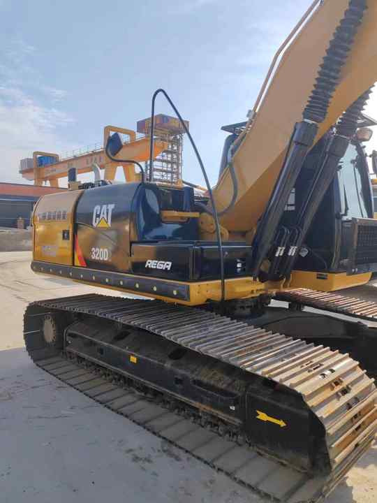 Durable Second Hand Machine Original Used Caterpillar Excavator CAT 330D2 USED 329D2 320D2 325D 315D Excavator - Pelle sur chenille: photos 5 Durable Second Hand Machine Original Used Caterpillar Excavator CAT 330D2 USED 329D2 320D2 325D 315D Excavator - Pelle sur chenille: photos 5