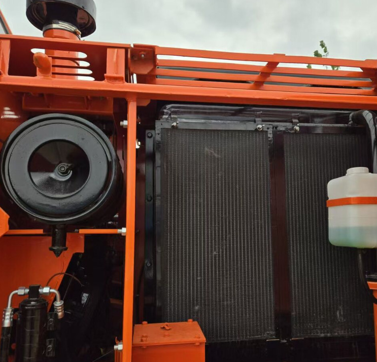 DOOSAN Good Condition Original Doosan DH150w-7 Wheel Excavator 15 Tons Used Doosan Dh150w-7 Excavator Used Wheel Excavator for Sale - Engins de chantier: photos 2 DOOSAN Good Condition Original Doosan DH150w-7 Wheel Excavator 15 Tons Used Doosan Dh150w-7 Excavator Used Wheel Excavator for Sale - Engins de chantier: photos 2