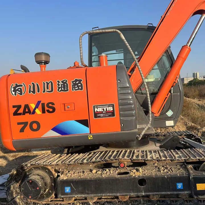 Original Japan Hitachi Used Zx55 Excavator for Sale Used Hitachi Zx60 Zx70 Hydraulic Excavator Hitachi Zaxis 55 Digger - Mini pelle: photos 1 Original Japan Hitachi Used Zx55 Excavator for Sale Used Hitachi Zx60 Zx70 Hydraulic Excavator Hitachi Zaxis 55 Digger - Mini pelle: photos 1
