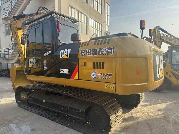 Second Hand Excavator 320D Used Low Price Caterpillar CAT 312D 315D 320D 325D in Good Condition - Pelle sur chenille: photos 3 Second Hand Excavator 320D Used Low Price Caterpillar CAT 312D 315D 320D 325D in Good Condition - Pelle sur chenille: photos 3