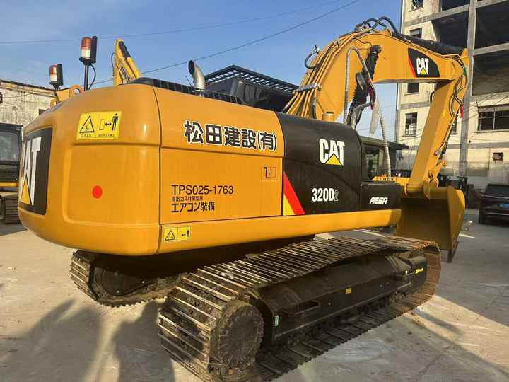 Second Hand Excavator 320D Used Low Price Caterpillar CAT 312D 315D 320D 325D in Good Condition - Pelle sur chenille: photos 2 Second Hand Excavator 320D Used Low Price Caterpillar CAT 312D 315D 320D 325D in Good Condition - Pelle sur chenille: photos 2
