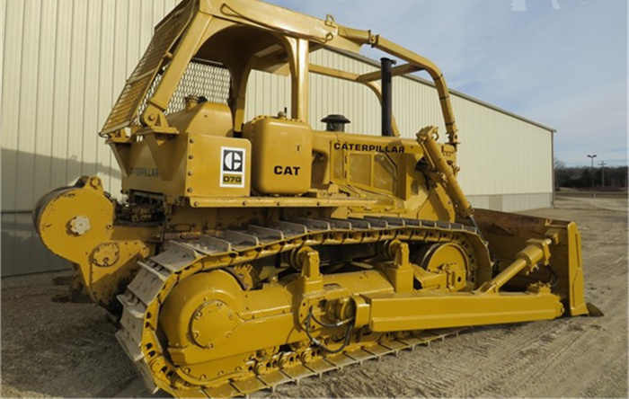 Used CAT D7 D7G Bulldozer with Winch /Caterpillar Bulldozer with Winch CAT D7G D7H D7R Dozer for Sale - Bulldozer: photos 4 Used CAT D7 D7G Bulldozer with Winch /Caterpillar Bulldozer with Winch CAT D7G D7H D7R Dozer for Sale - Bulldozer: photos 4