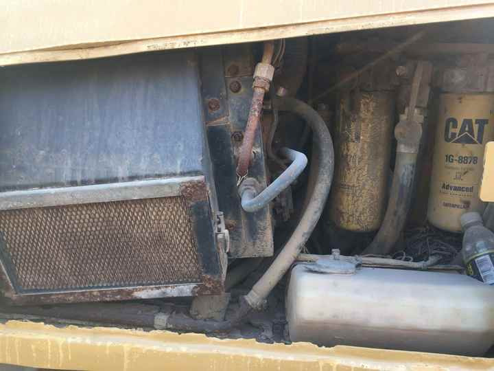 Used Cat Mini Bulldozer D5k D5 D5g Cat Dozers - Bulldozer: photos 4 Used Cat Mini Bulldozer D5k D5 D5g Cat Dozers - Bulldozer: photos 4