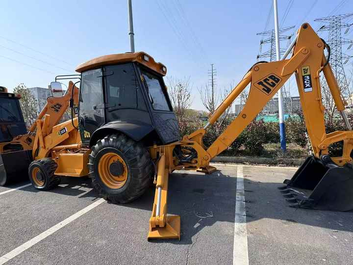 Used Hydraulic Backhoe Loader JCB3CX 7t in Good Condition Cheap Price in Stock Jcb 3cx 4cx 4cx Loader in Hefei for Sale - Tractopelle: photos 2 Used Hydraulic Backhoe Loader JCB3CX 7t in Good Condition Cheap Price in Stock Jcb 3cx 4cx 4cx Loader in Hefei for Sale - Tractopelle: photos 2