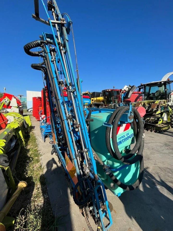 Berthoud Force 1000 - Pulvé porté: photos 5 Berthoud Force 1000 - Pulvé porté: photos 5