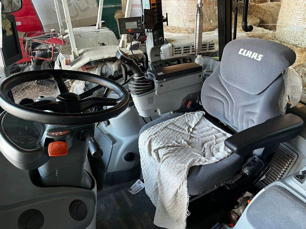 Claas Arion 430 CIS - Tracteur agricole: photos 5 Claas Arion 430 CIS - Tracteur agricole: photos 5