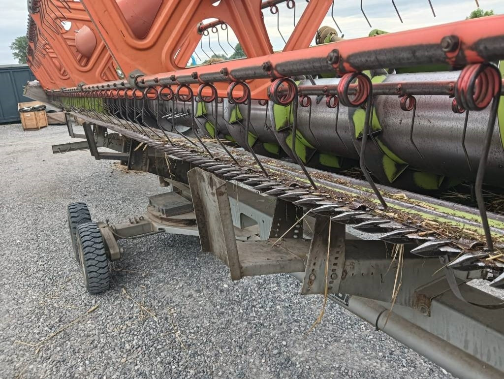 Claas C 750 - Moissoneuse: photos 4 Claas C 750 - Moissoneuse: photos 4