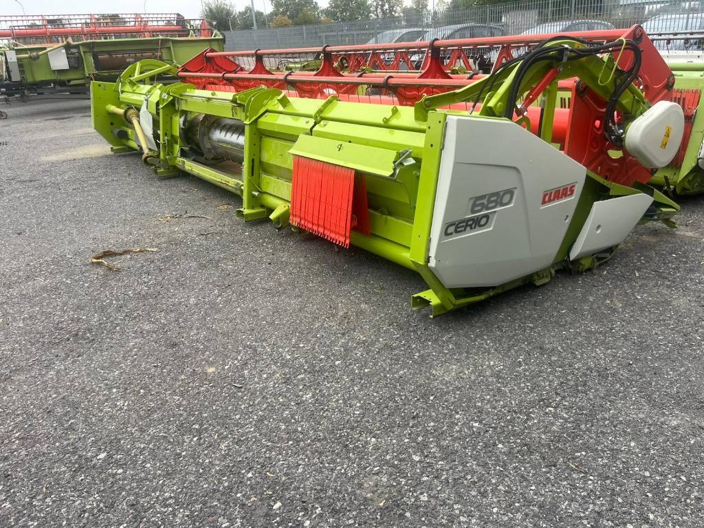 Claas CERIO 680 - Accessoire de matériels de récolte: photos 1 Claas CERIO 680 - Accessoire de matériels de récolte: photos 1