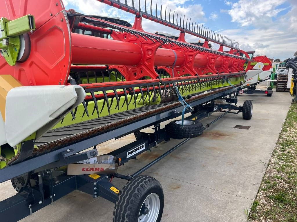 Claas CONVIO FLEX 930 - Accessoire de matériels de récolte: photos 2 Claas CONVIO FLEX 930 - Accessoire de matériels de récolte: photos 2