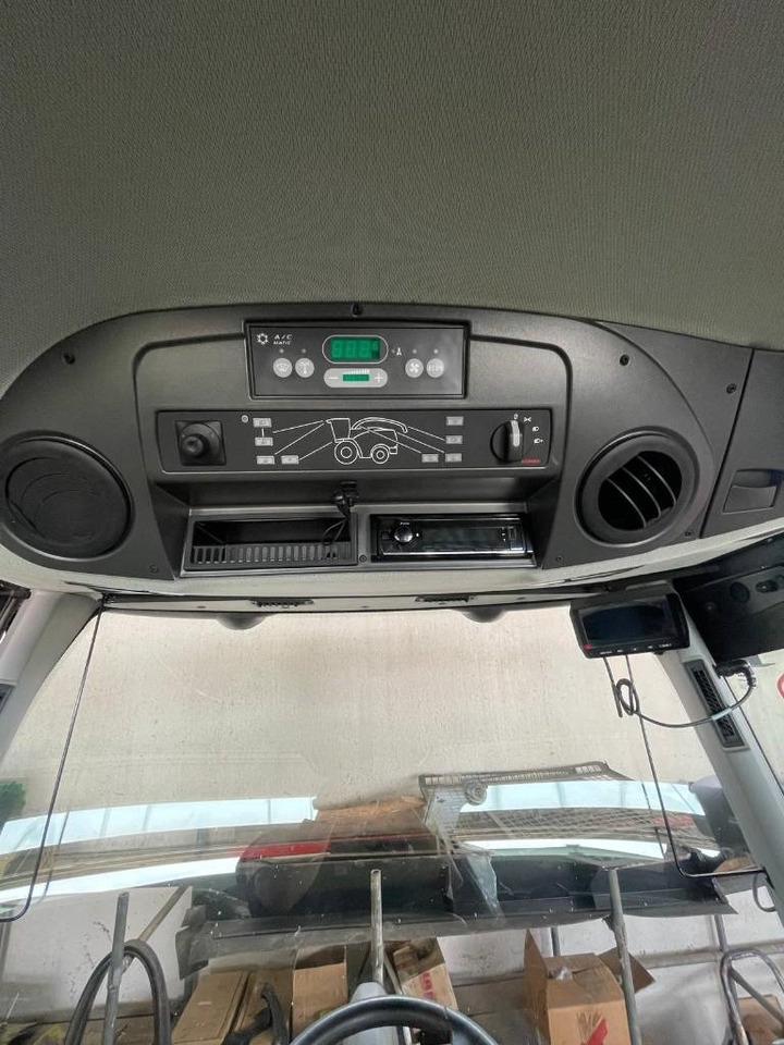 Claas Jaguar 990 - Ensileuse: photos 5 Claas Jaguar 990 - Ensileuse: photos 5