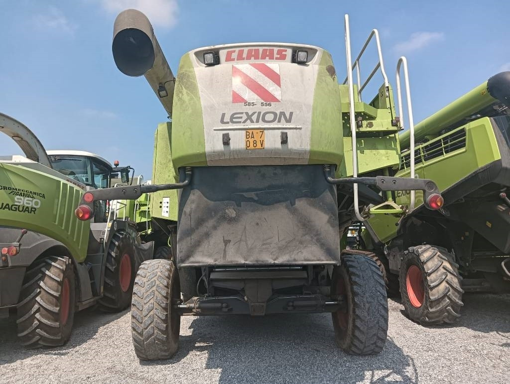 Claas Lexion 570 - Moissonneuse-batteuse: photos 3 Claas Lexion 570 - Moissonneuse-batteuse: photos 3