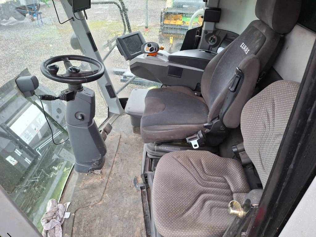 Claas Lexion 740 - Moissonneuse-batteuse: photos 5 Claas Lexion 740 - Moissonneuse-batteuse: photos 5