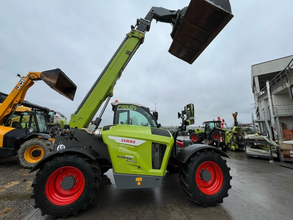 Claas Scorpion 1033 - Chariot télescopique: photos 1 Claas Scorpion 1033 - Chariot télescopique: photos 1