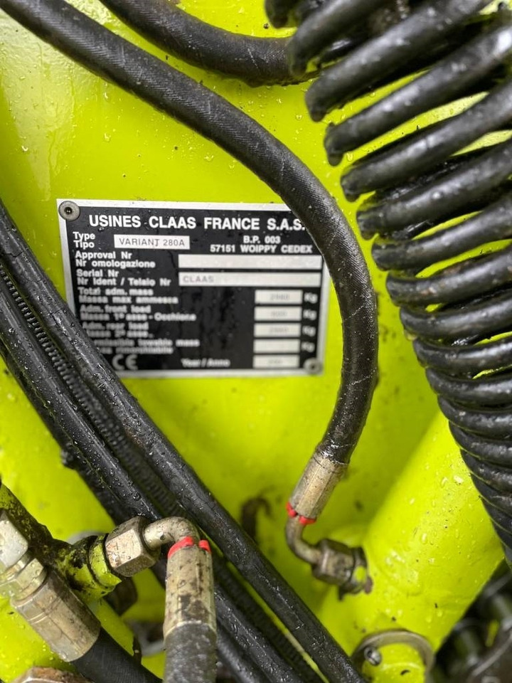 Claas Variant 280 - Presse à balles rondes: photos 4 Claas Variant 280 - Presse à balles rondes: photos 4