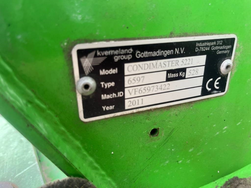 Deutz-fahr 5221  - Faneuse: photos 4 Deutz-fahr 5221  - Faneuse: photos 4