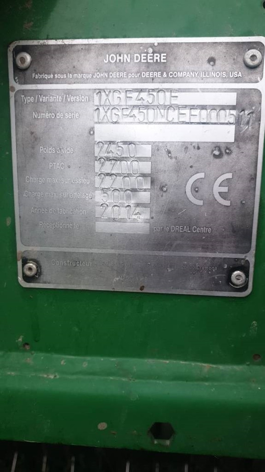 John Deere F 450 - Presse à balles rondes: photos 4 John Deere F 450 - Presse à balles rondes: photos 4