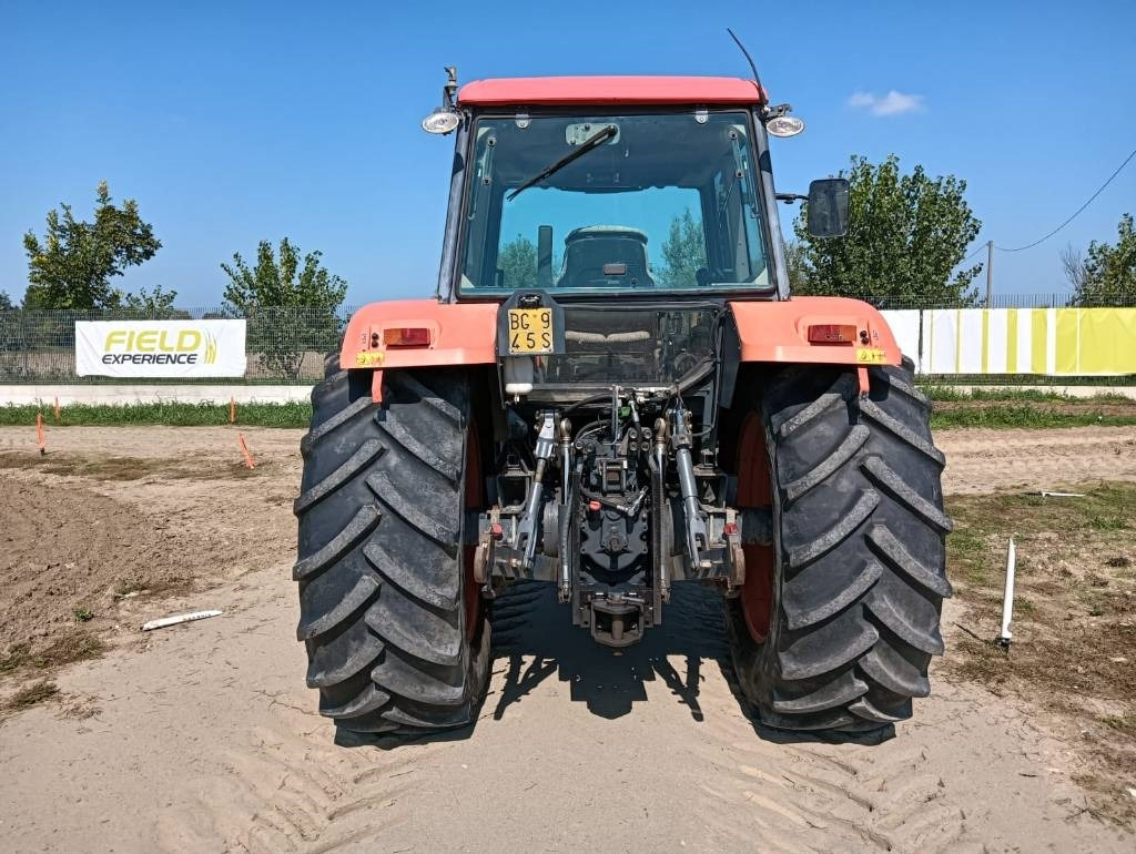 Kubota M 128 X - Tracteur agricole: photos 4 Kubota M 128 X - Tracteur agricole: photos 4