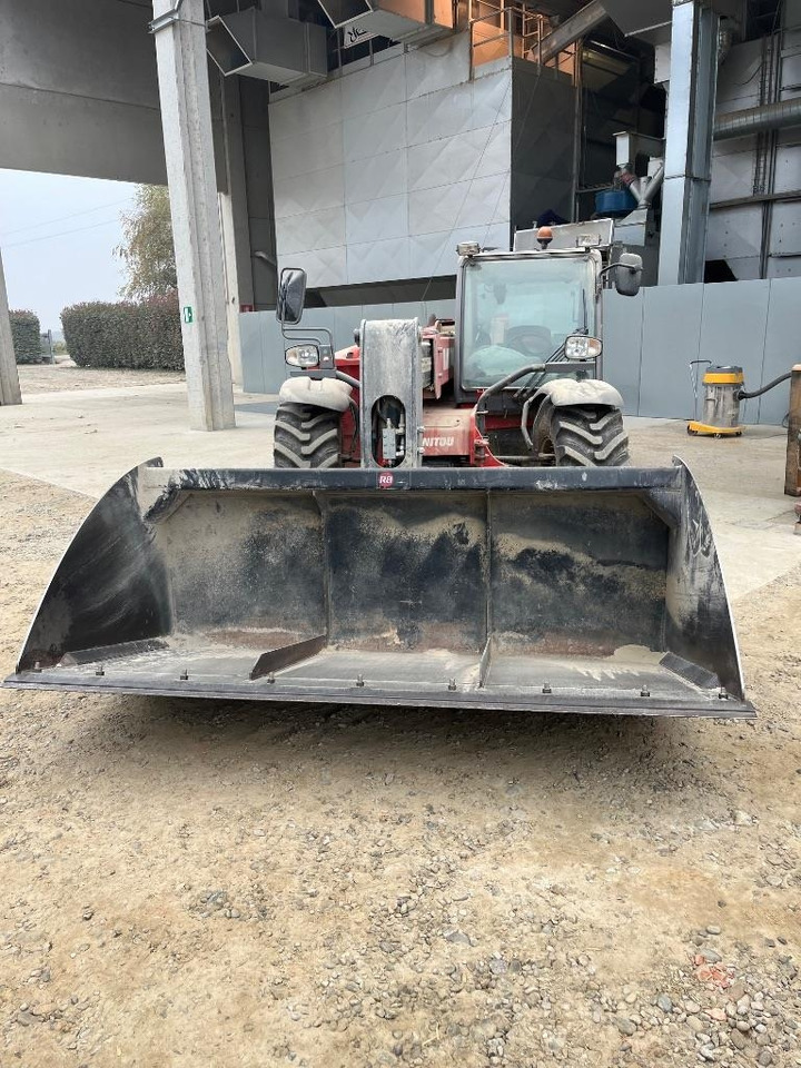 Manitou MVT 730 - Tracteur agricole: photos 5 Manitou MVT 730 - Tracteur agricole: photos 5