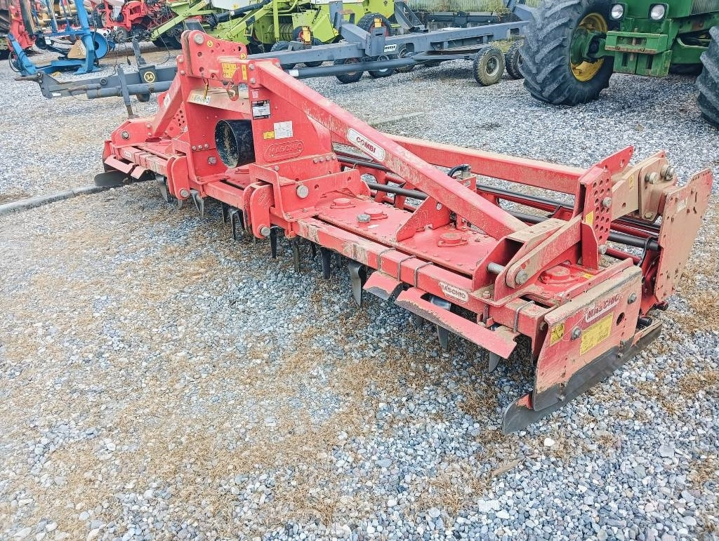 Maschio DMR 4000  - Herse rotative: photos 1 Maschio DMR 4000  - Herse rotative: photos 1