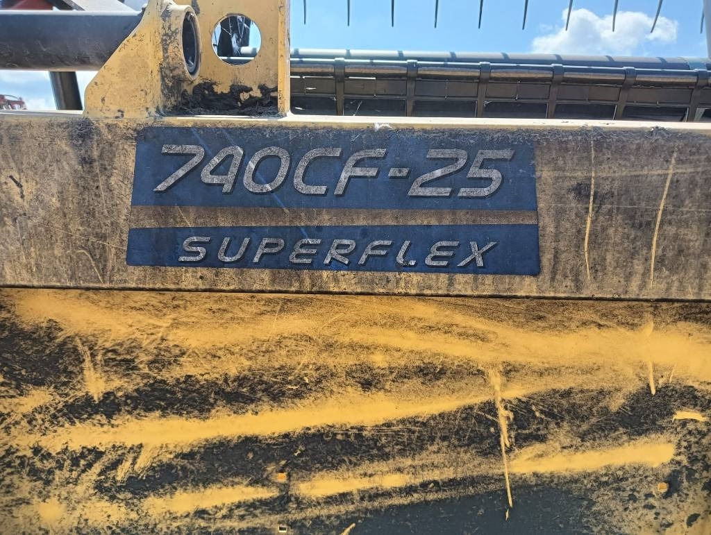 New Holland SOIA FLEX 7 MT - Accessoire de matériels de récolte: photos 3 New Holland SOIA FLEX 7 MT - Accessoire de matériels de récolte: photos 3