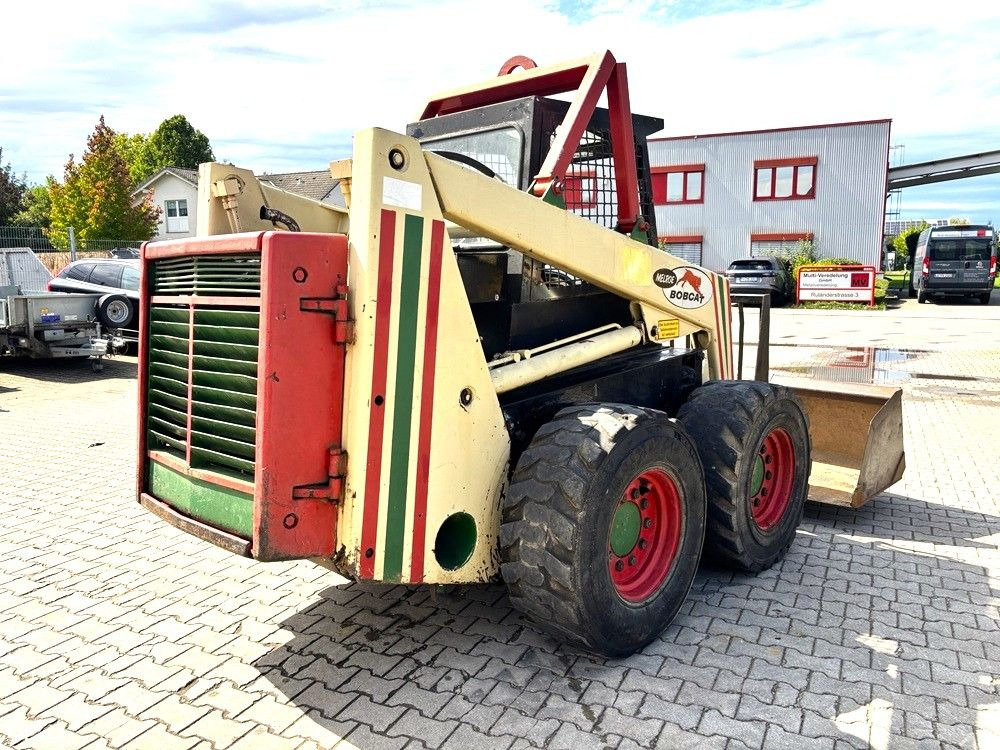 Bobcat 970 - Chargeuse sur pneus: photos 2 Bobcat 970 - Chargeuse sur pneus: photos 2