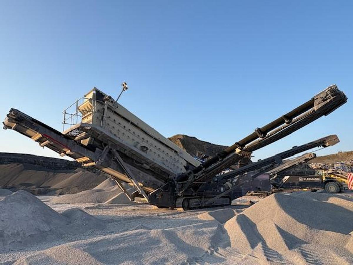 2023 Metso Nordtrack / McCloskey S190 - Crible: photos 2 2023 Metso Nordtrack / McCloskey S190 - Crible: photos 2