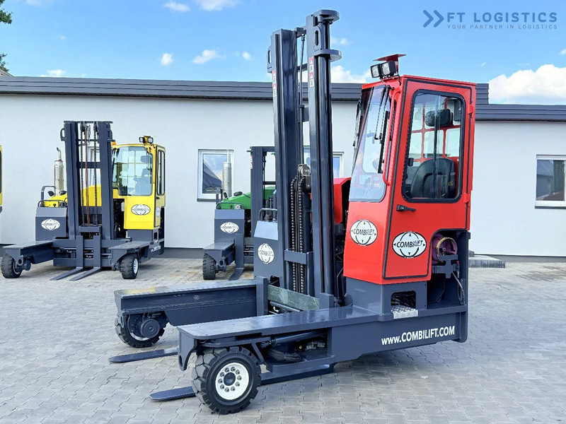 Combilift C4500 / GAS / DUPLEX - 4500MM / POSITIONER / FREE LIFT / FULL CABIN / ONLY 6178H / CONDITION - LIKE NEW! C4500 / GAS / DUPLEX - - Chariot multidirectionnel: photos 2 Combilift C4500 / GAS / DUPLEX - 4500MM / POSITIONER / FREE LIFT / FULL CABIN / ONLY 6178H / CONDITION - LIKE NEW! C4500 / GAS / DUPLEX - - Chariot multidirectionnel: photos 2