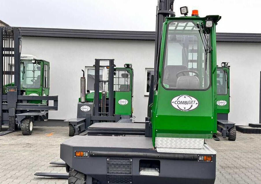 Combilift C5000SL / DIESEL / 4500MM / DUPLEX / CABIN / PLATFORMS / LIKE NEW - Chariot multidirectionnel: photos 5 Combilift C5000SL / DIESEL / 4500MM / DUPLEX / CABIN / PLATFORMS / LIKE NEW - Chariot multidirectionnel: photos 5