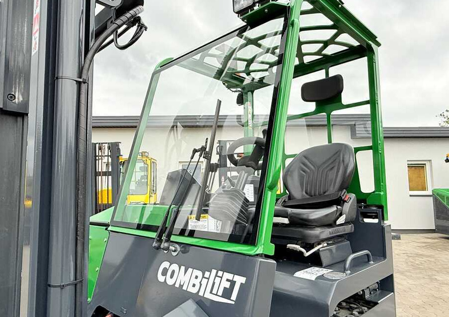 Chariot multidirectionnel Combilift CBE4000 / TRIPLEX / 5200 / FREE-LIFT: photos 37
