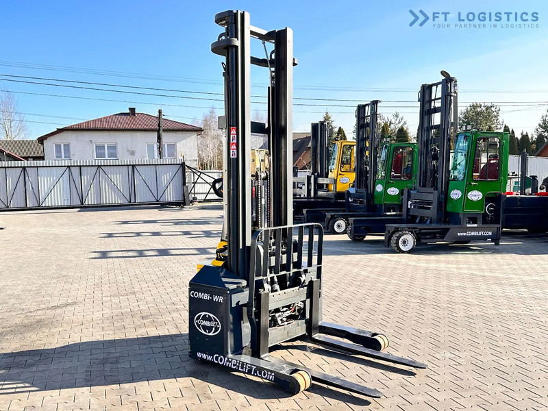 Combilift WR-4 / DUPLEX / 4.5M / 2017 / ONLY 30 MTH / LIKE NEW / 1500KG - Gerbeur: photos 2 Combilift WR-4 / DUPLEX / 4.5M / 2017 / ONLY 30 MTH / LIKE NEW / 1500KG - Gerbeur: photos 2