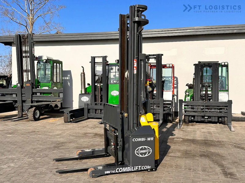 Combilift WR-4 / DUPLEX / 4.5M / 2017 / ONLY 30 MTH / LIKE NEW / 1500KG - Gerbeur: photos 3 Combilift WR-4 / DUPLEX / 4.5M / 2017 / ONLY 30 MTH / LIKE NEW / 1500KG - Gerbeur: photos 3