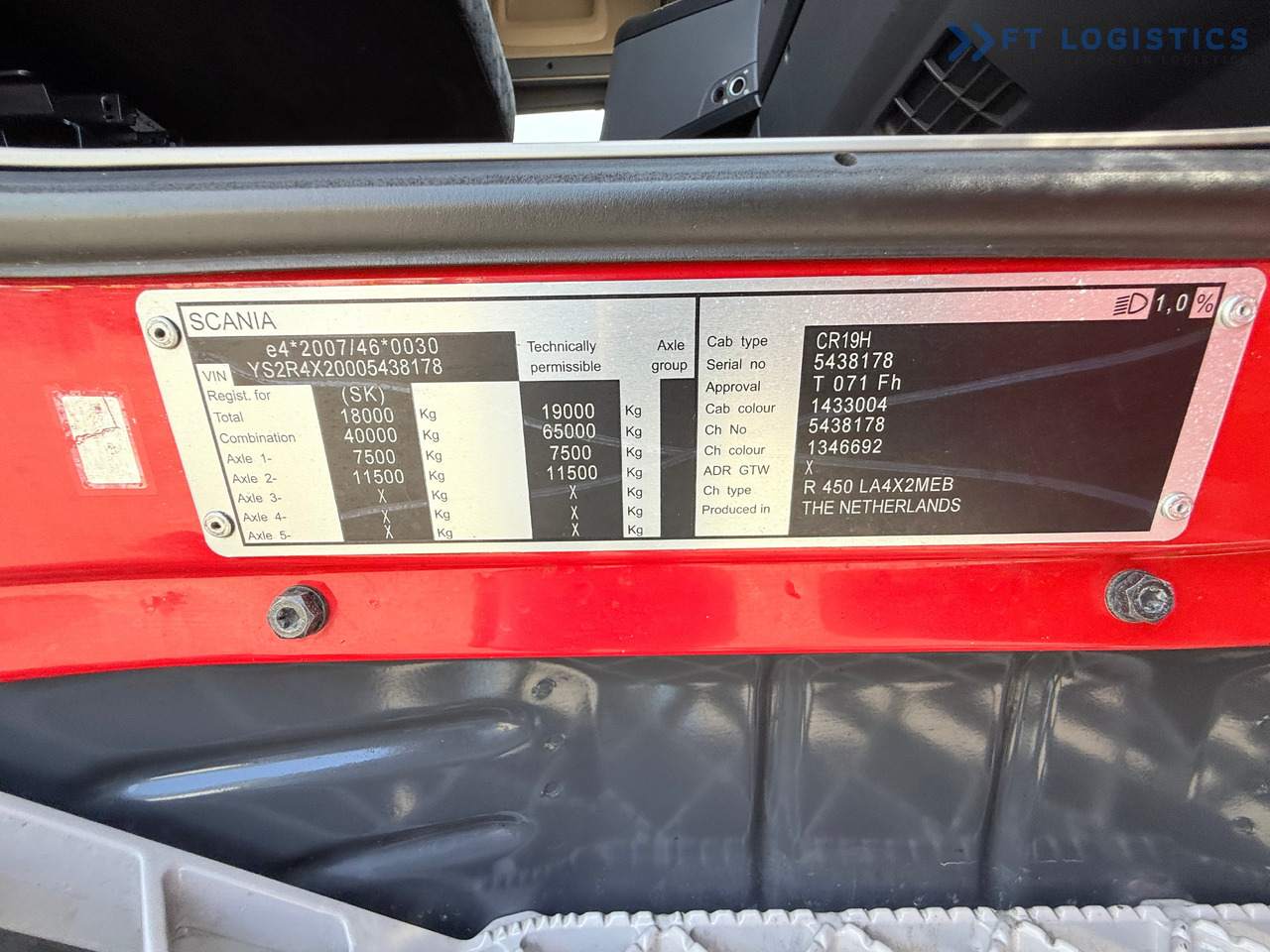 Tracteur routier SCANIA R450 / LOW-DECK / RETARDER / 1200L FUEL TANKS / TWO BEDS / 80% TYRES / FRIDGE / PARKING AIR CONDITIONING / WEBASTO / EXCELLENT CONDITION: photos 38