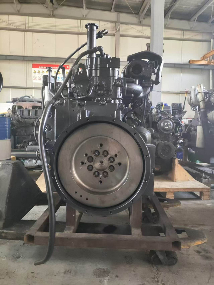 CUMMINS QSB6.7 - Moteur pour Pelle: photos 4 CUMMINS QSB6.7 - Moteur pour Pelle: photos 4