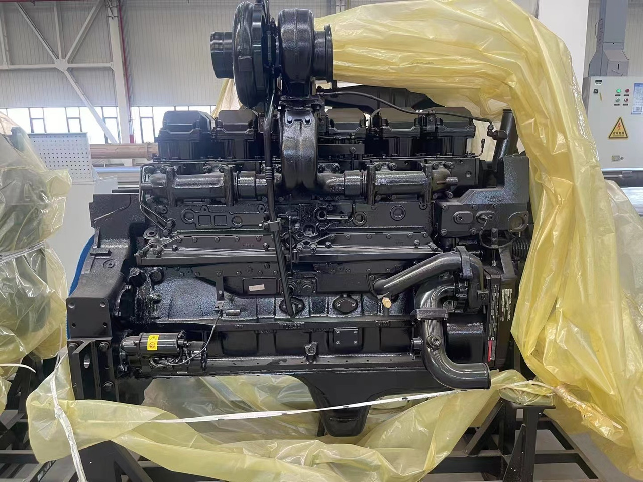 CUMMINS QSK23 - Moteur pour Pelle: photos 1 CUMMINS QSK23 - Moteur pour Pelle: photos 1