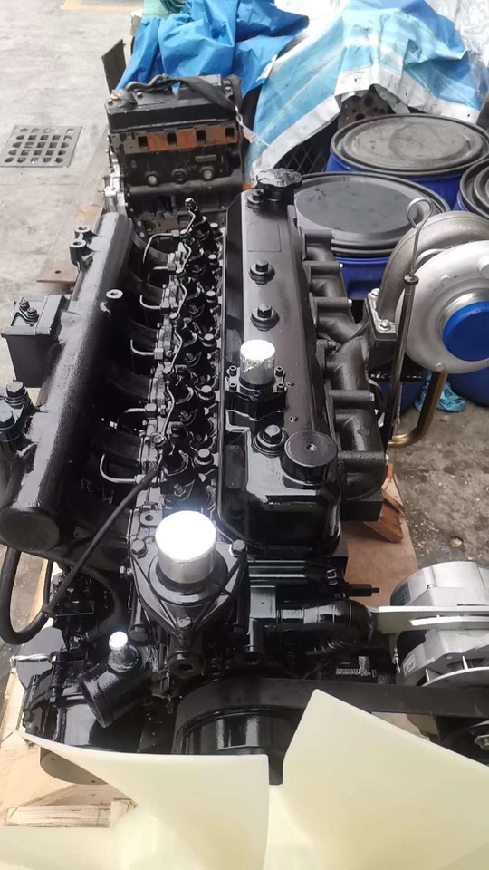DOOSAN DB58TIS - Moteur pour Pelle: photos 1 DOOSAN DB58TIS - Moteur pour Pelle: photos 1