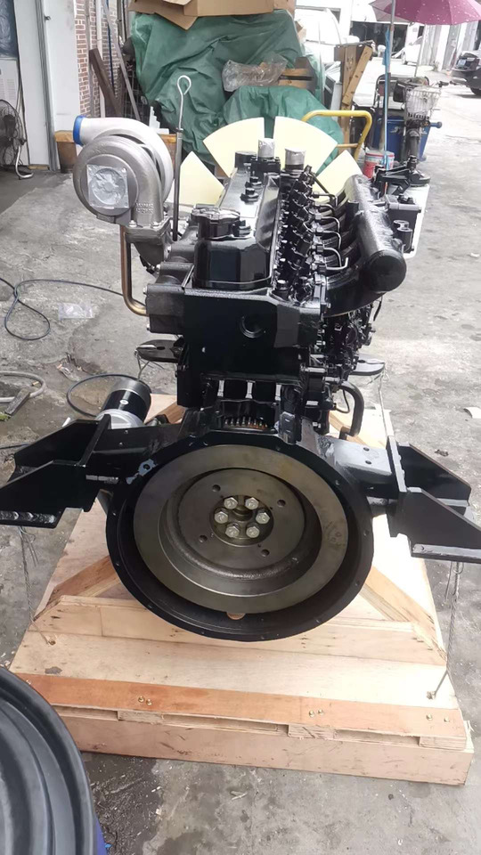 DOOSAN DB58TIS - Moteur pour Pelle: photos 1 DOOSAN DB58TIS - Moteur pour Pelle: photos 1