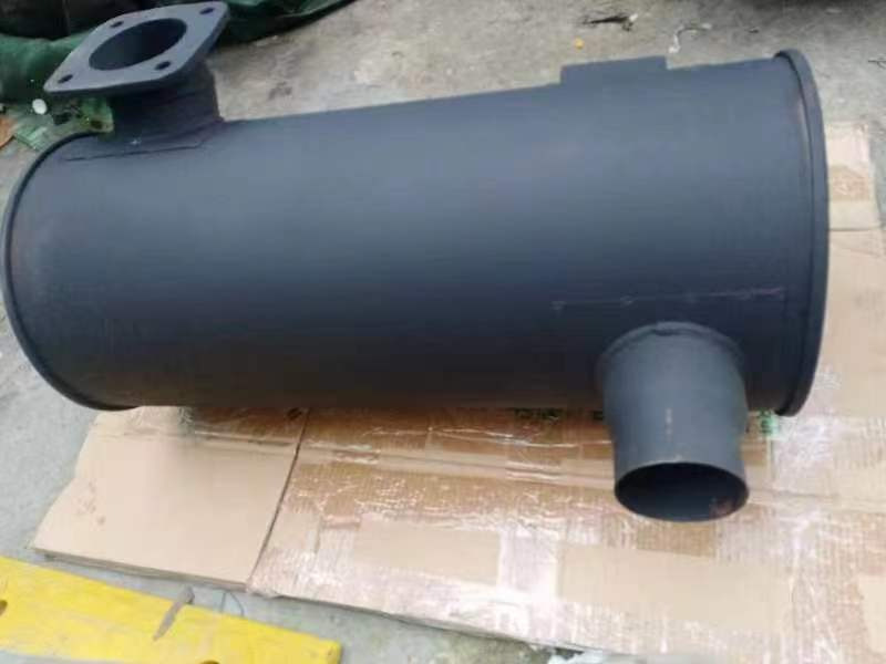 Factory price MUFFLER 6151-11-8530 6151118530 for KOMATSU S6D125 WA470 - Silencieux pour Pelle: photos 1 Factory price MUFFLER 6151-11-8530 6151118530 for KOMATSU S6D125 WA470 - Silencieux pour Pelle: photos 1
