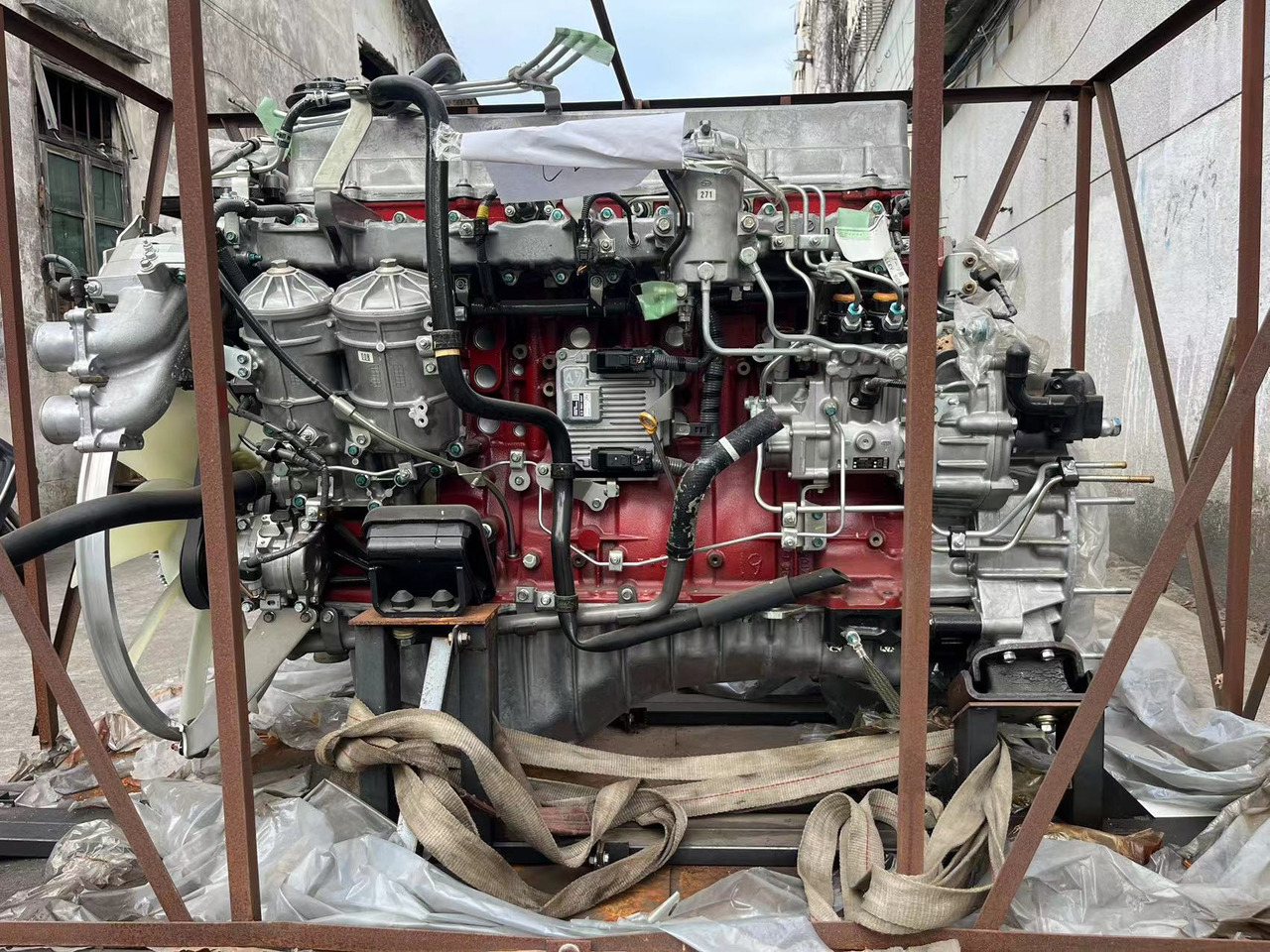 HINO E13C - Moteur pour Pelle: photos 2 HINO E13C - Moteur pour Pelle: photos 2