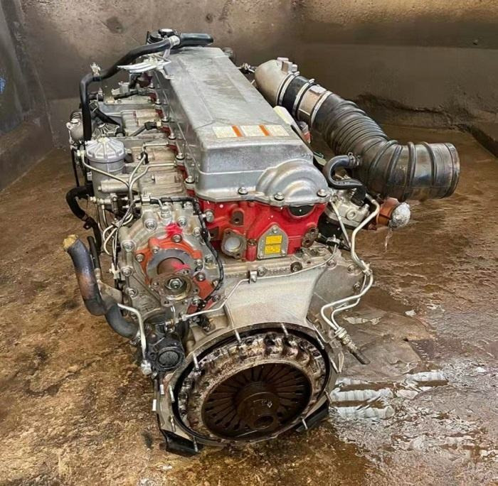HINO E13C - Moteur pour Pelle: photos 3 HINO E13C - Moteur pour Pelle: photos 3