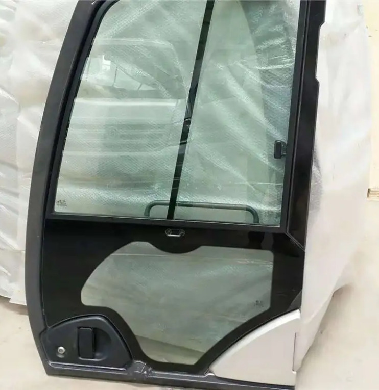 HITACHI EX300-5 330-5 400-5 - Cabine pour Pelle: photos 3 HITACHI EX300-5 330-5 400-5 - Cabine pour Pelle: photos 3
