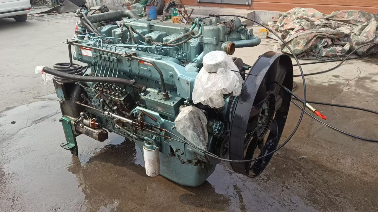 HOWO HOWO 375 engine - Moteur pour Camion benne: photos 3 HOWO HOWO 375 engine - Moteur pour Camion benne: photos 3