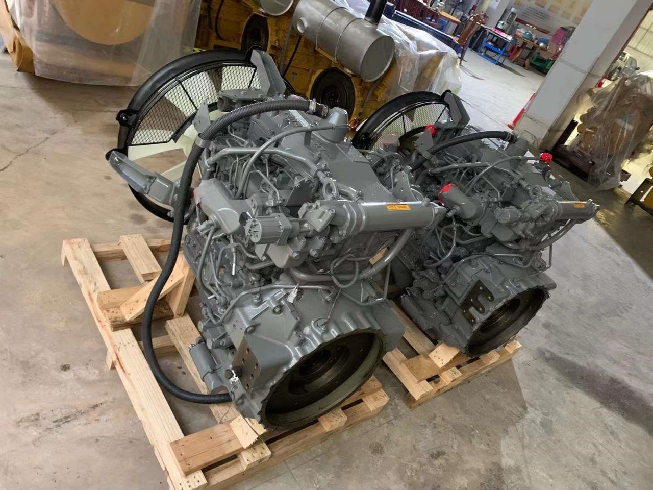 ISUZU 4HK1 - Moteur et pièces pour Pelle: photos 3 ISUZU 4HK1 - Moteur et pièces pour Pelle: photos 3