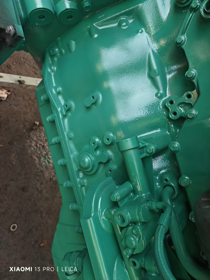 VOLVO D12D - Moteur pour Pelle: photos 2 VOLVO D12D - Moteur pour Pelle: photos 2