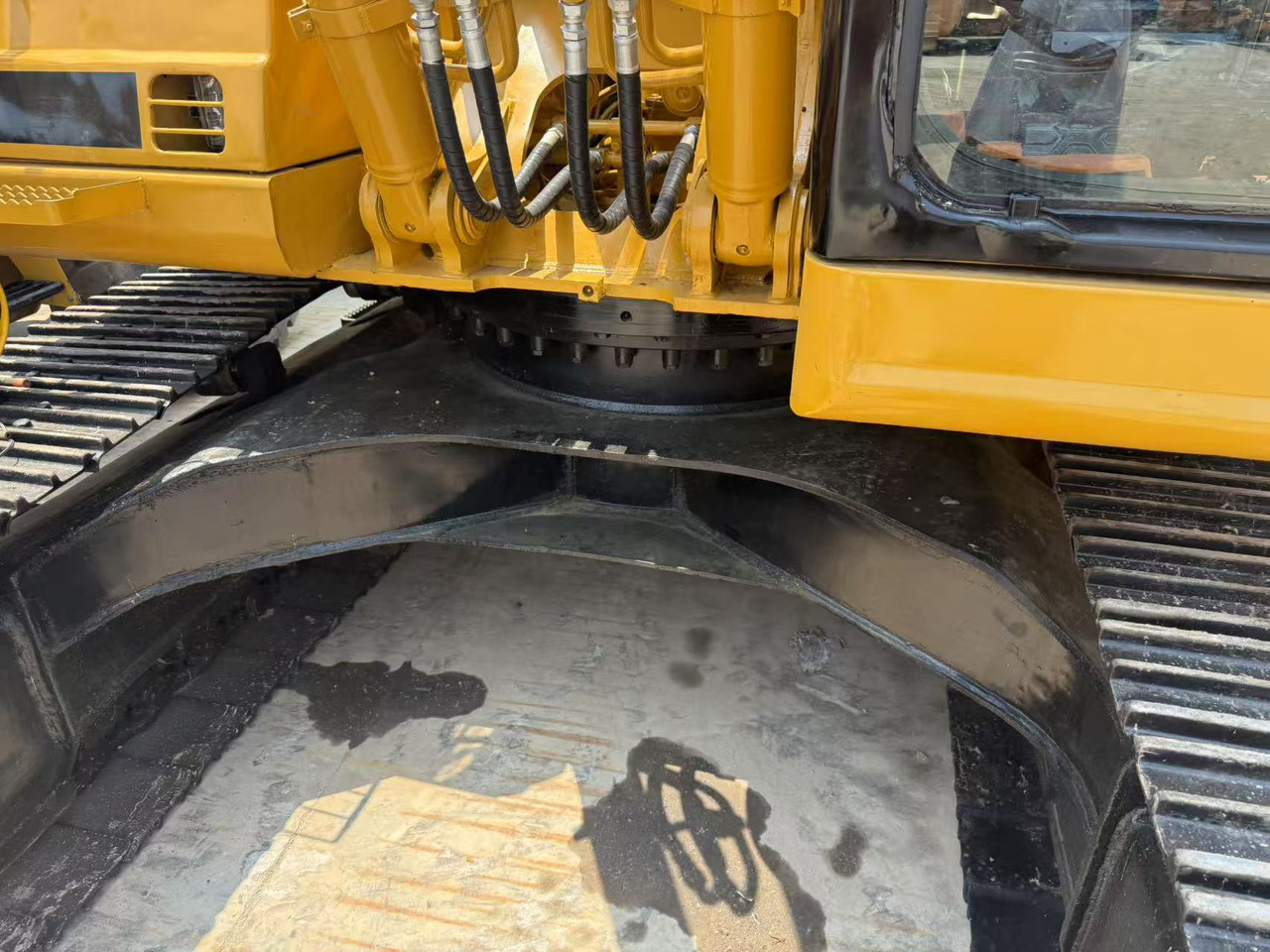 CATERPILLAR 320B - Pelle sur chenille: photos 5 CATERPILLAR 320B - Pelle sur chenille: photos 5