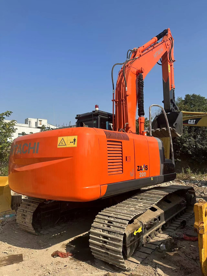 CRAWLER EXCAVATOR Original Japan Hitachi ZX200-3 Excavator Hitachi Excavator in Low Price for Hot Sale - Pelle sur chenille: photos 5 CRAWLER EXCAVATOR Original Japan Hitachi ZX200-3 Excavator Hitachi Excavator in Low Price for Hot Sale - Pelle sur chenille: photos 5