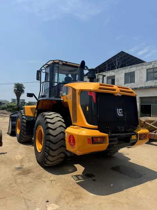 Famous Chinese Brand Second Hand LiuGong Front LoaderConstruction Machinery Used LiuGong 956H Wheel Loader Hot Selling - Chargeuse sur pneus: photos 2 Famous Chinese Brand Second Hand LiuGong Front LoaderConstruction Machinery Used LiuGong 956H Wheel Loader Hot Selling - Chargeuse sur pneus: photos 2