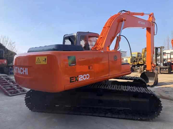 Original Japan Hitachi ZX200 Excavator Hitachi Excavator in Low Price for Hot Sale - Pelle sur chenille: photos 5 Original Japan Hitachi ZX200 Excavator Hitachi Excavator in Low Price for Hot Sale - Pelle sur chenille: photos 5